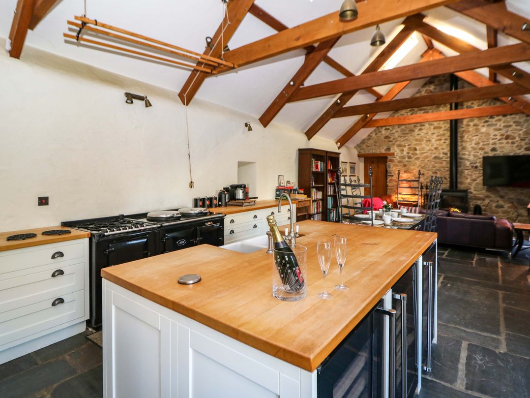 St Dogwells Barn