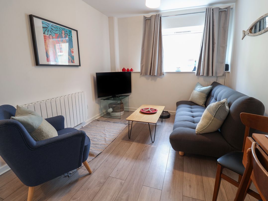 10 Bay View Court