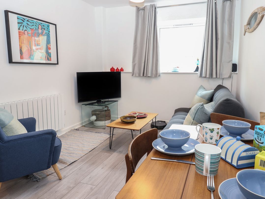 10 Bay View Court