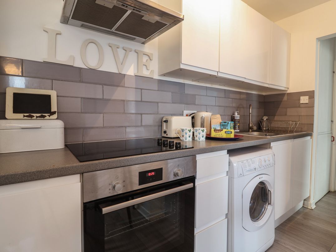 10 Bay View Court