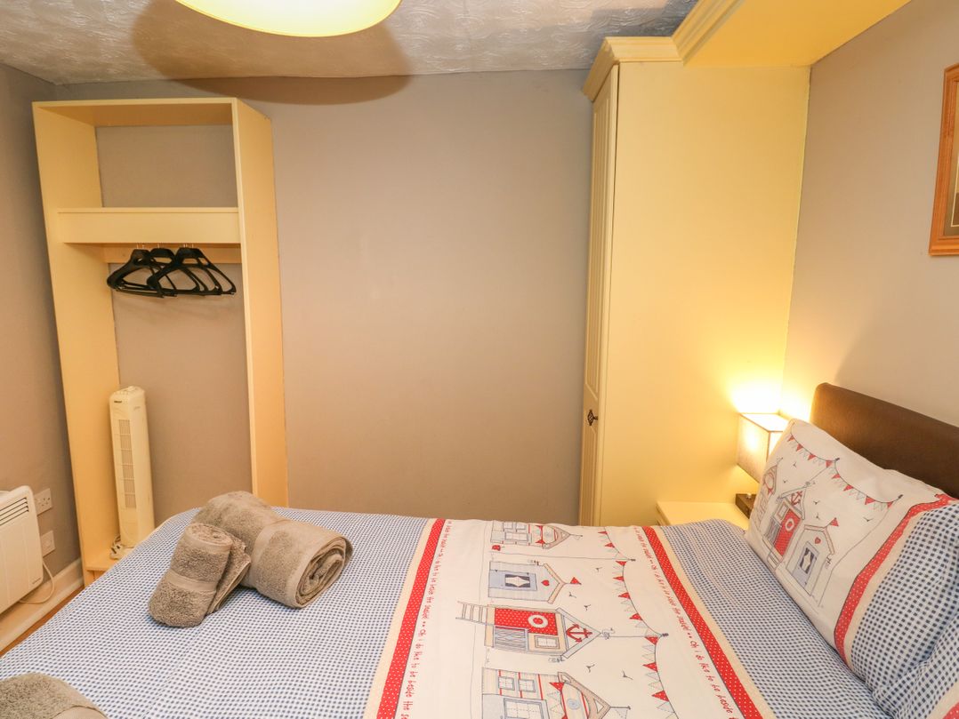 Hilton Snug