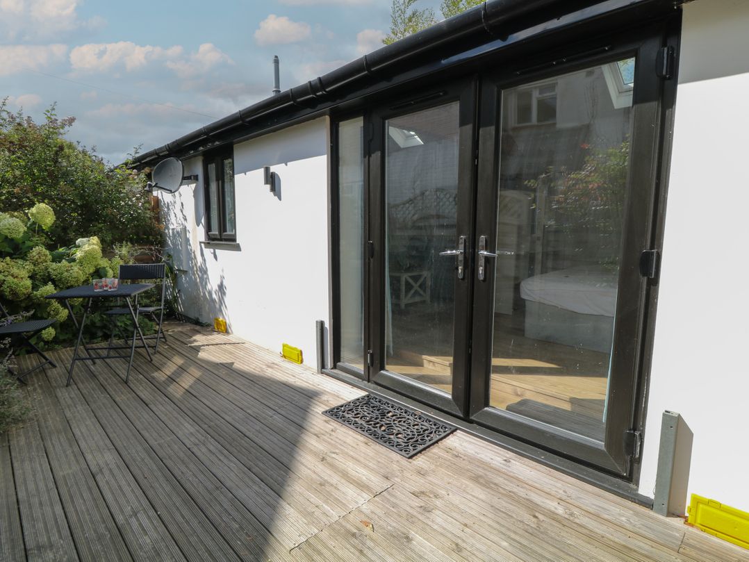 Dog friendly holiday cottage in Fordingbridge, sleeps 2