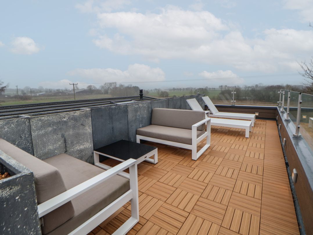 The Lodge @ Racecourse House