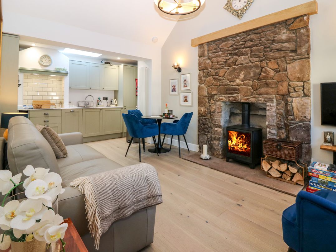 Lyne Cottage, The Retreat