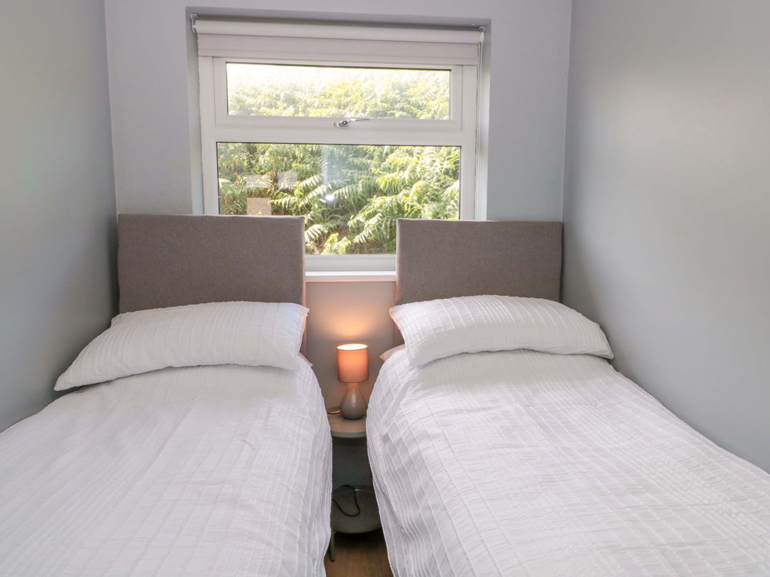 Flat 24