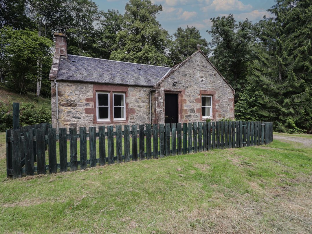 Gunroom Cottage
