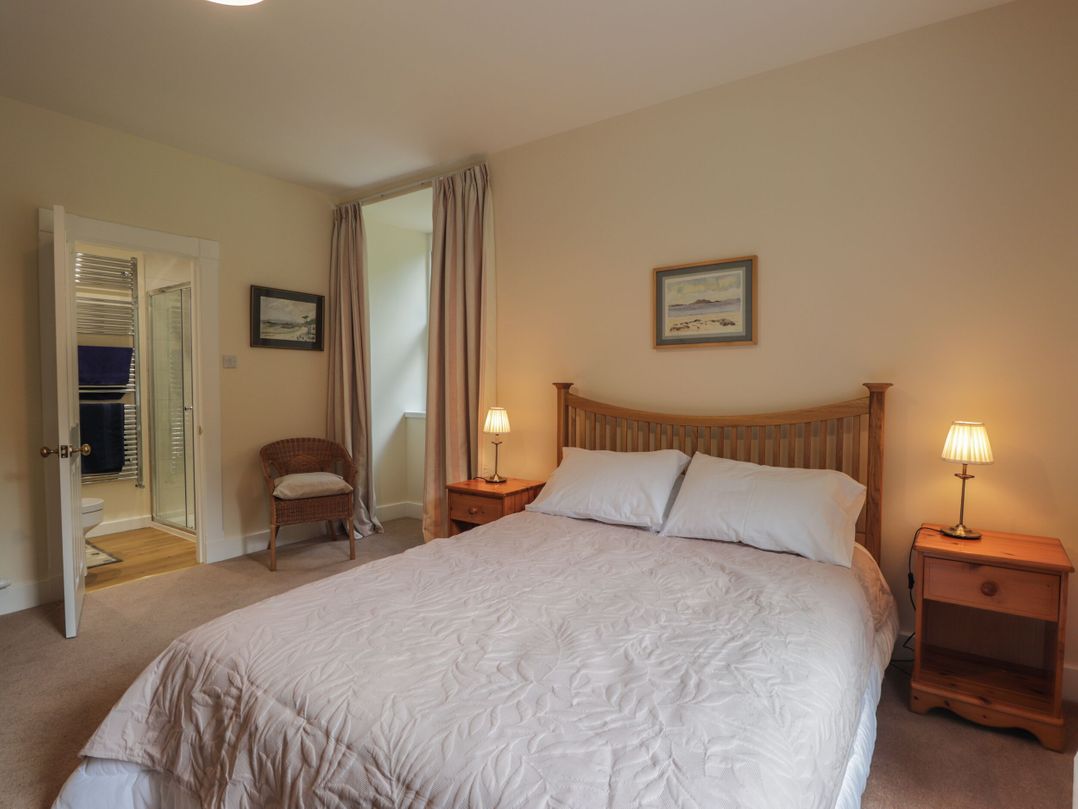 Gunroom Cottage