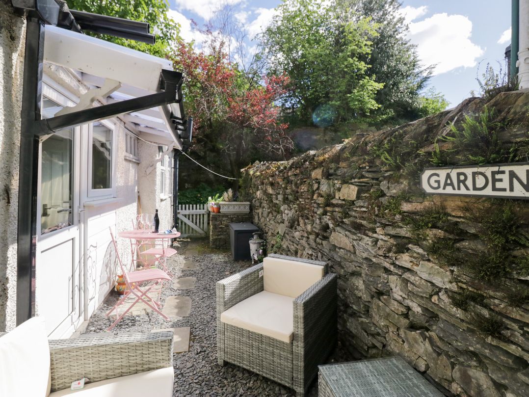 Lily Cottage
