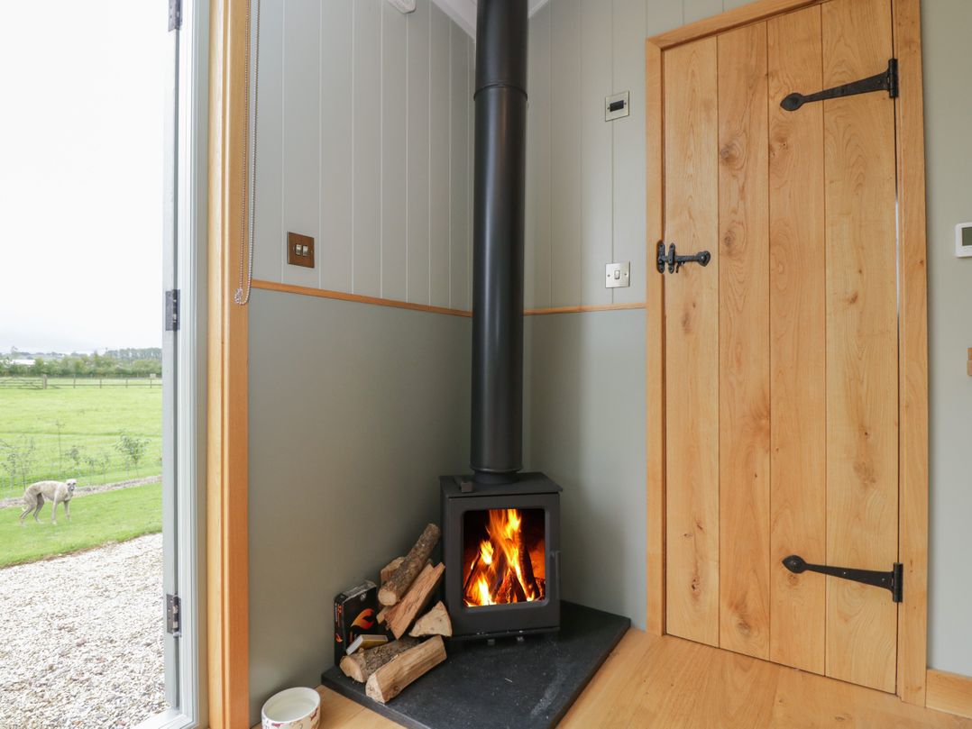 Goose Whistle Hut
