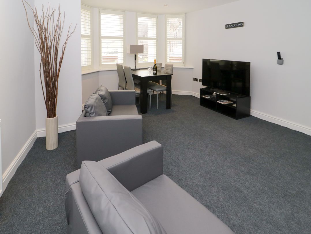 Apartment 1
