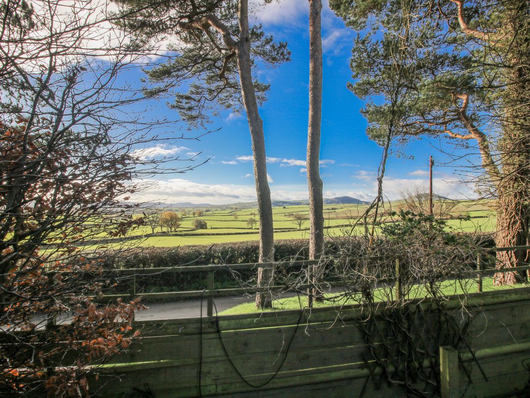 Upper Home Farm