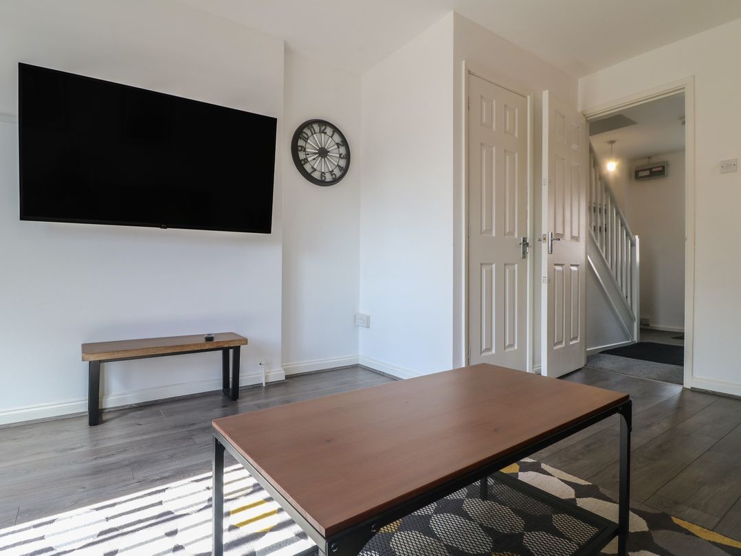 32 Moorland House