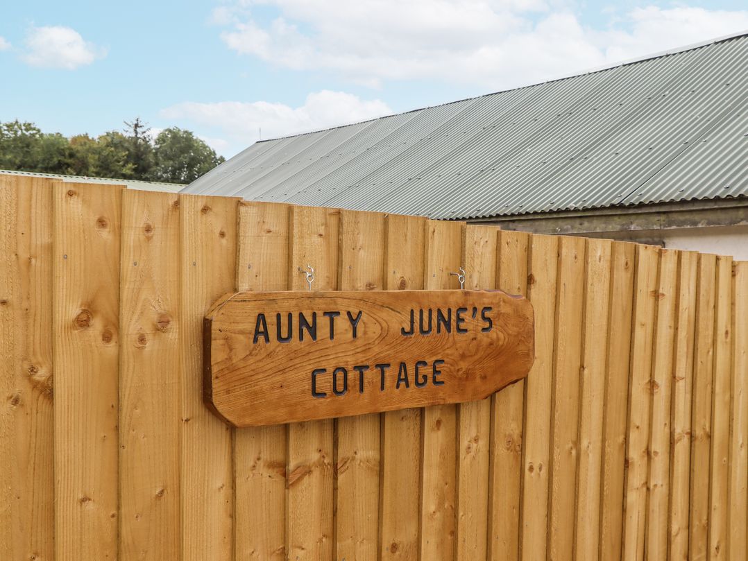 Aunty Junes Cottage