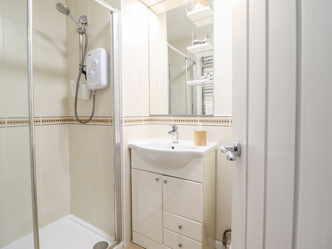 Oakley View Apartment