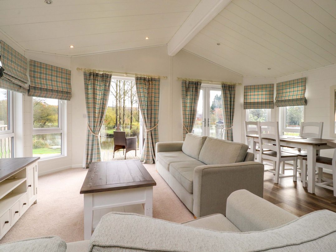 Lakeview Lodge