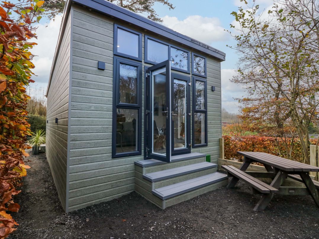 Elderflower Lodge
