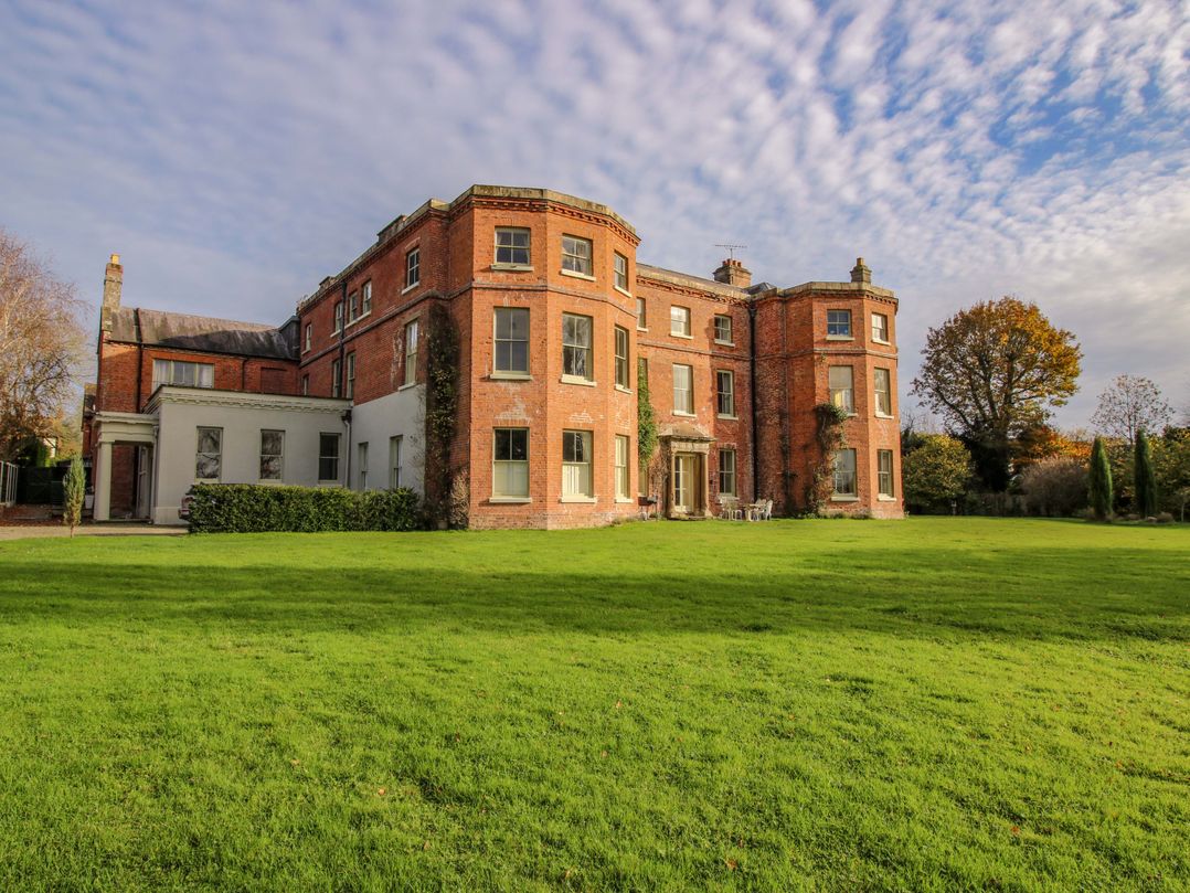 Caynham Court