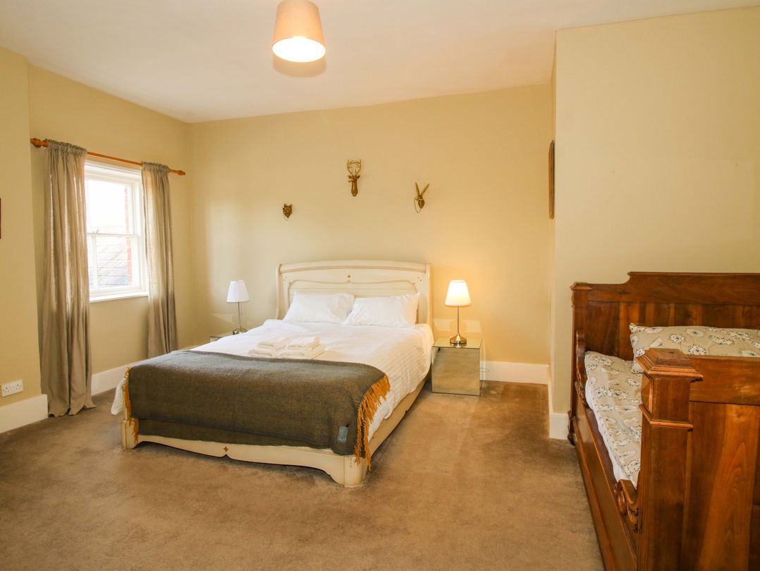 Caynham Court
