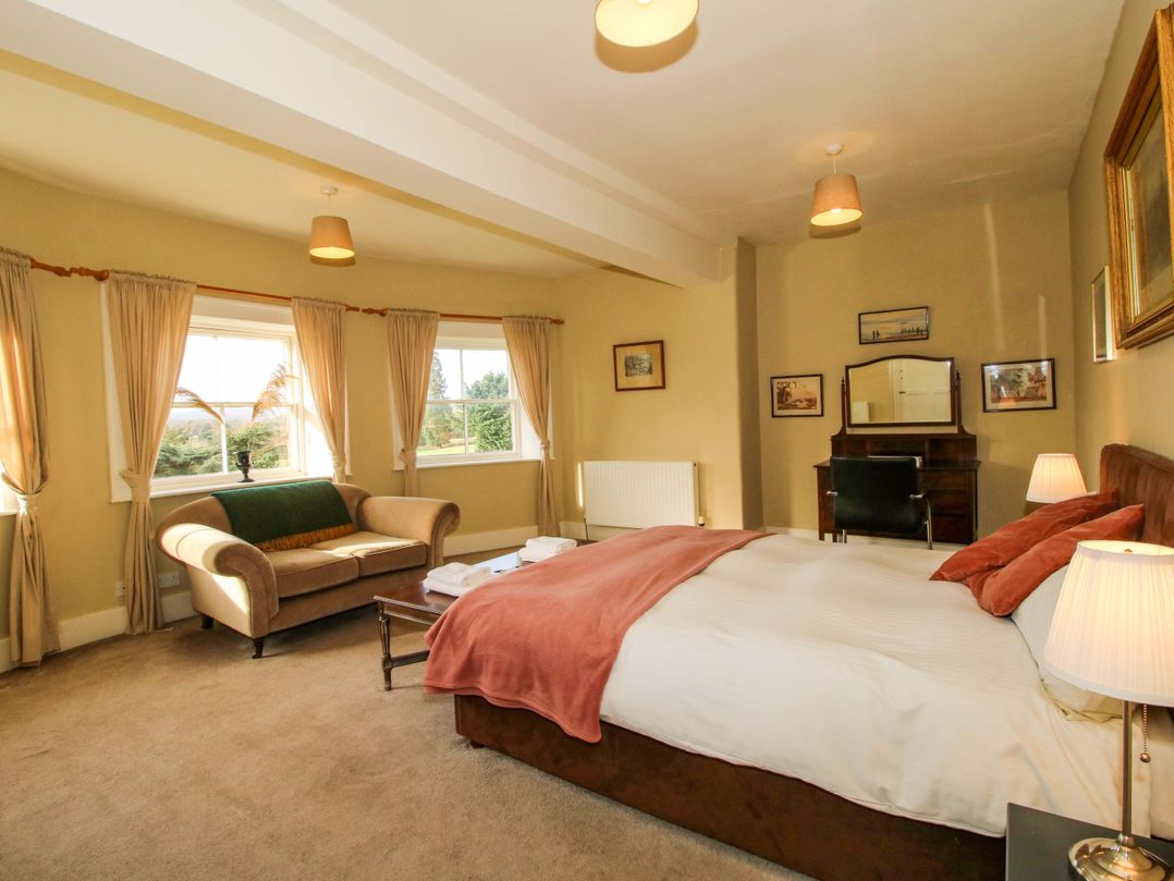 Caynham Court