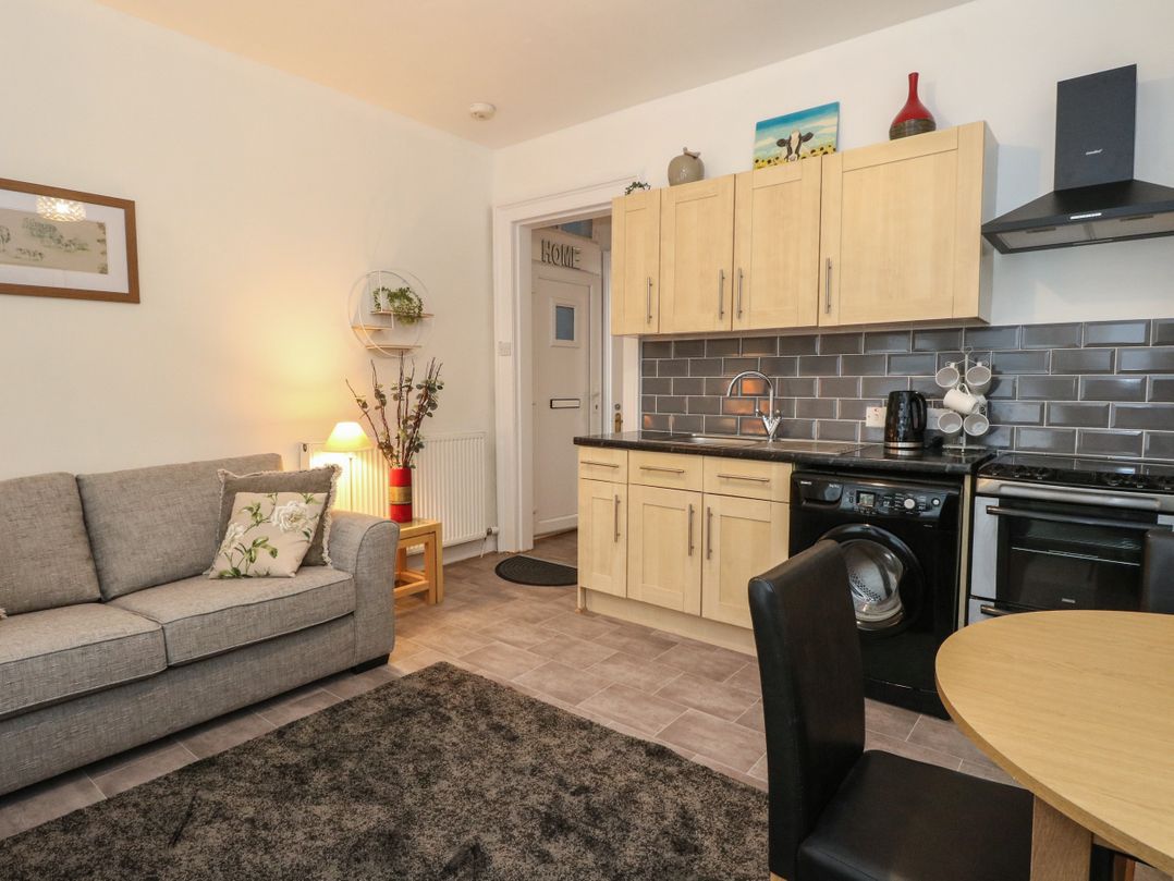 Flat 2