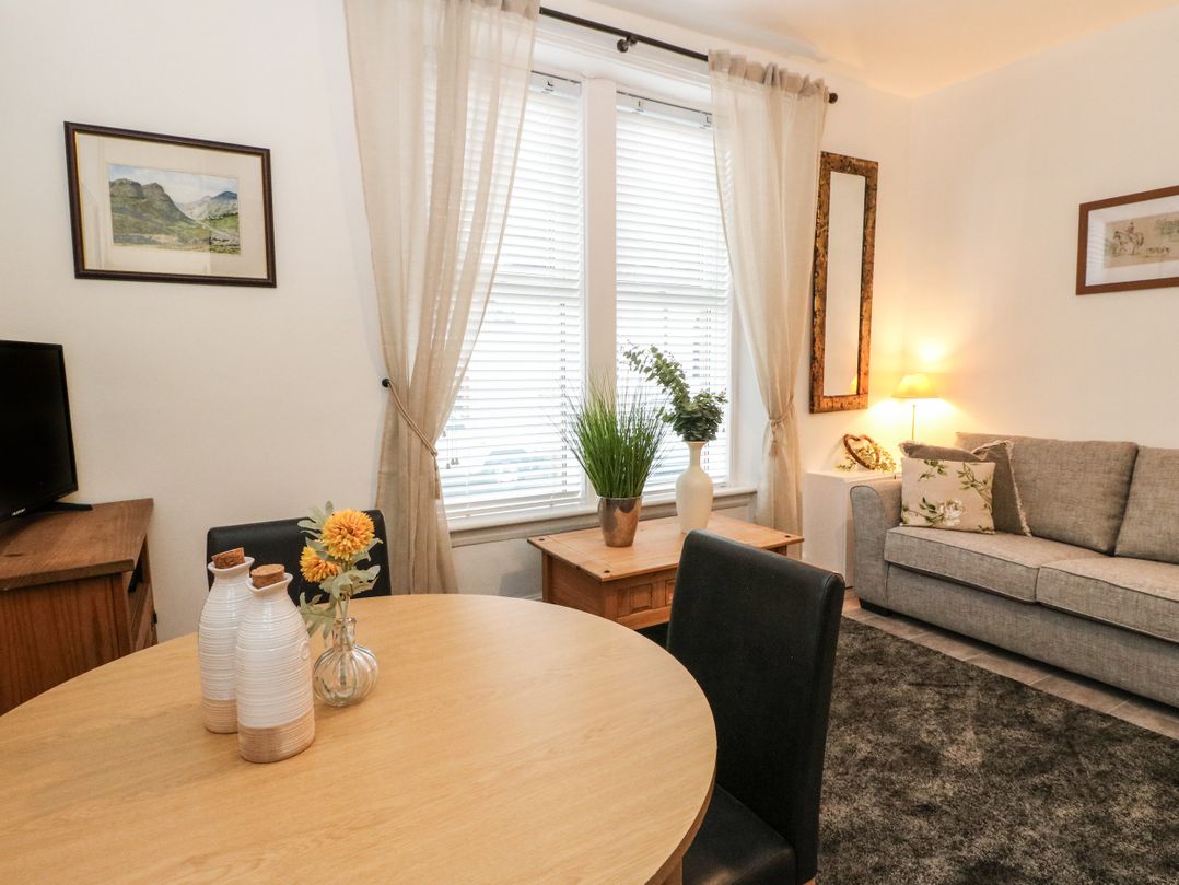 Flat 2