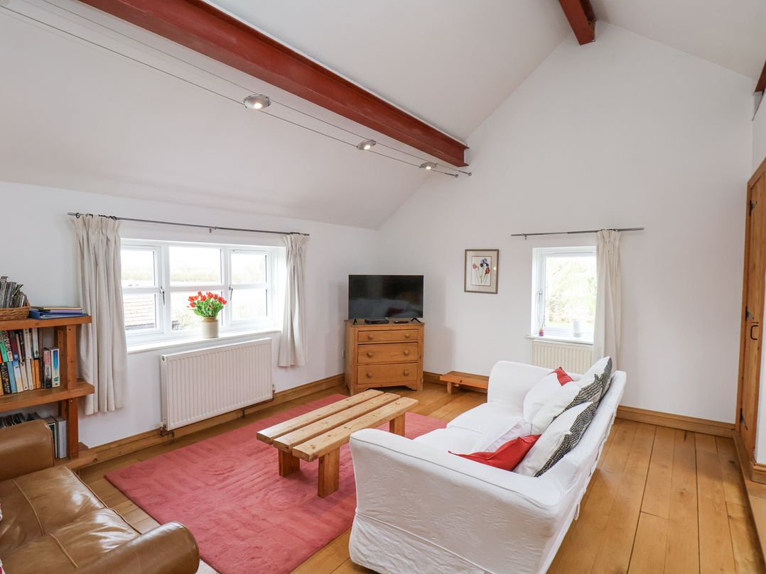 The Barn - Poplar Farm