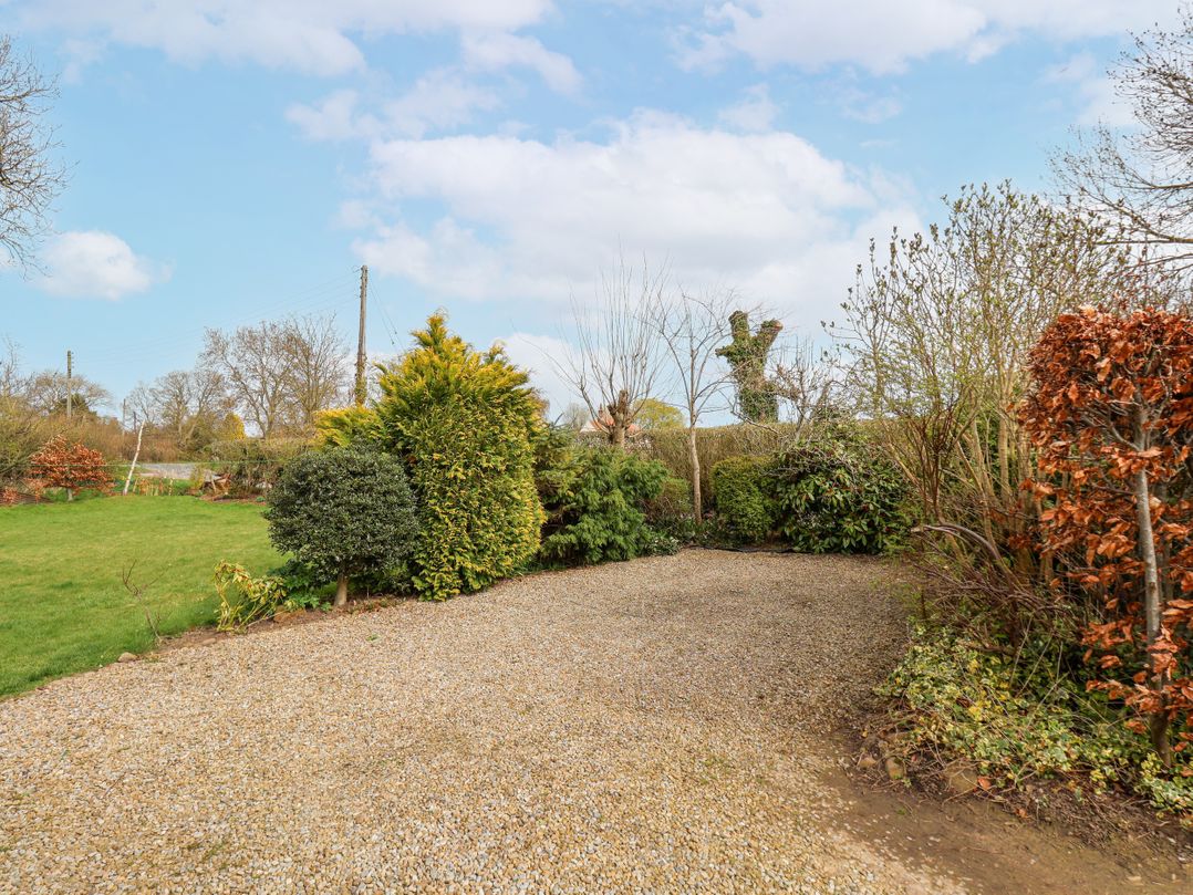 The Barn - Poplar Farm
