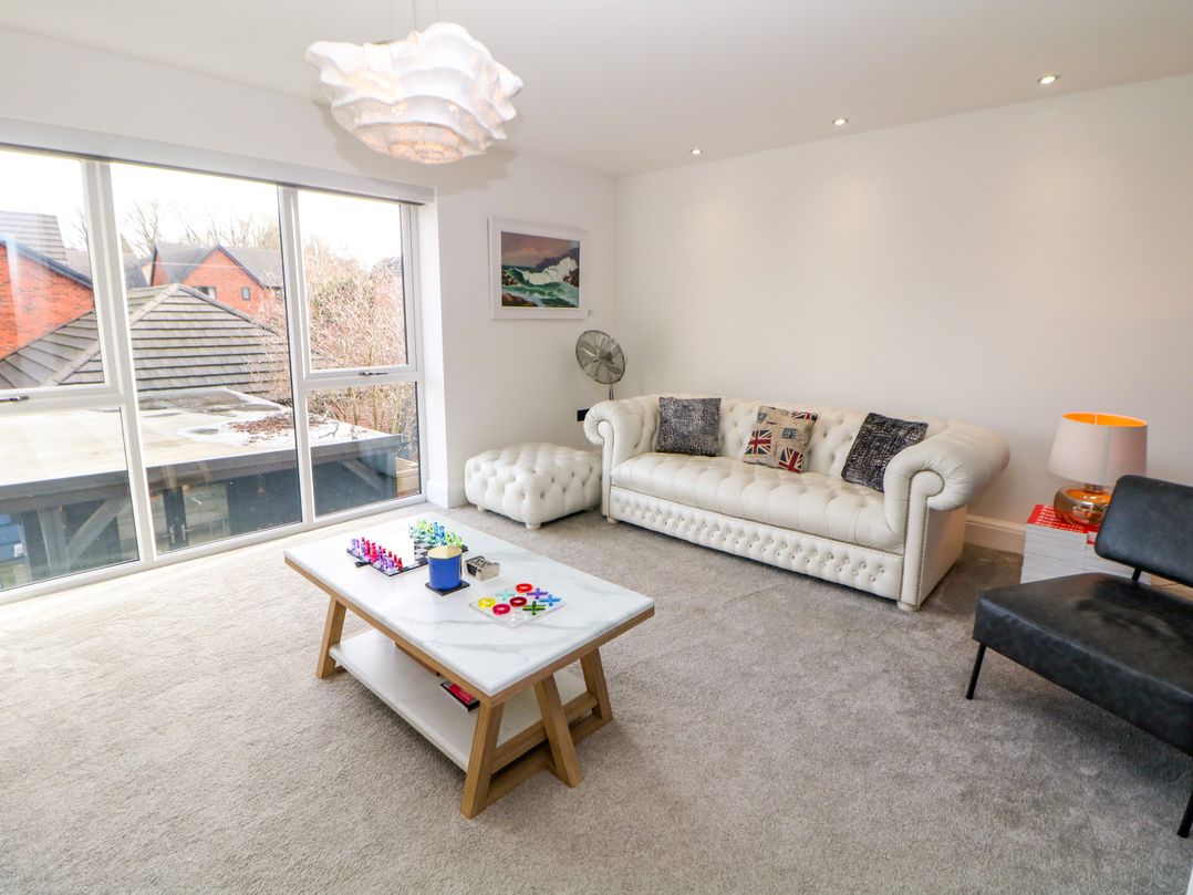 4 Rockcliffe Grange