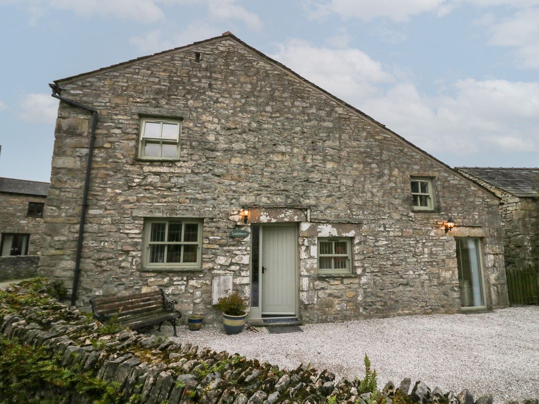 Lady Barn