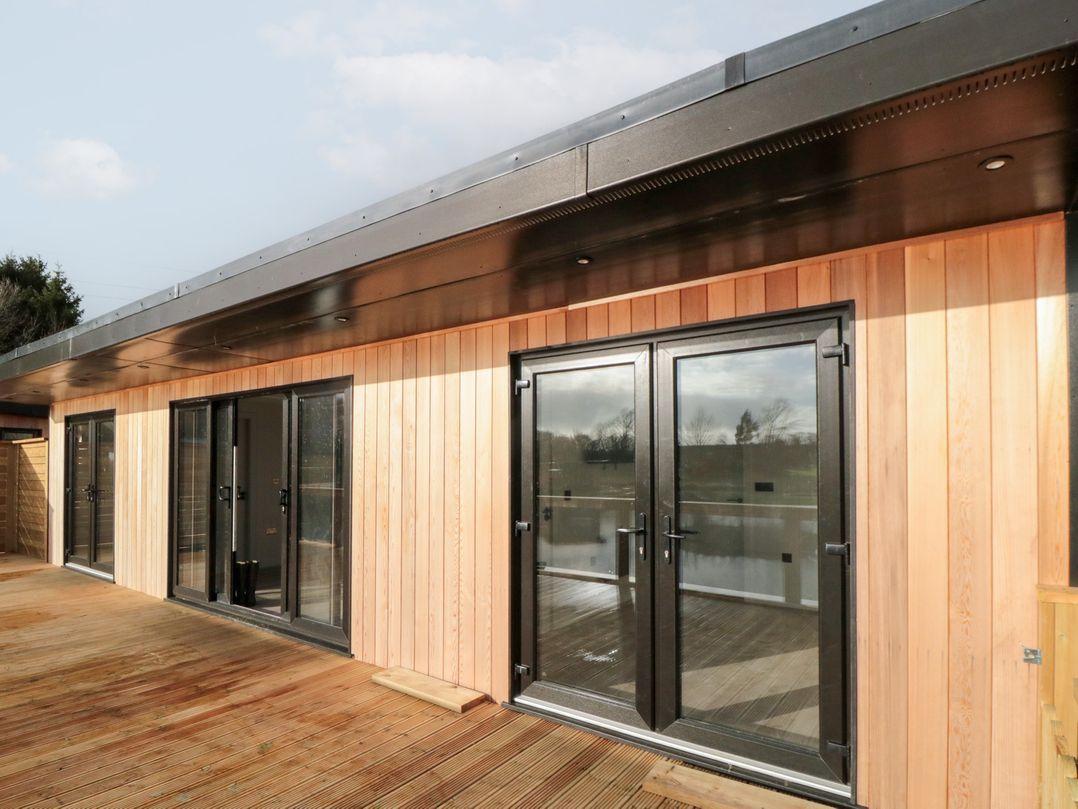 Lodge 3 @ Holmewood Lakes