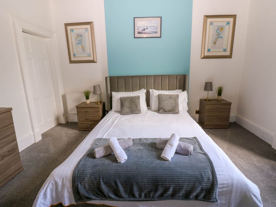 The Georgian Manor House