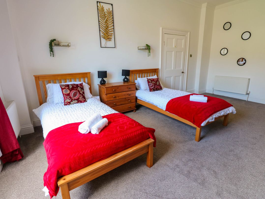 The Georgian Manor House