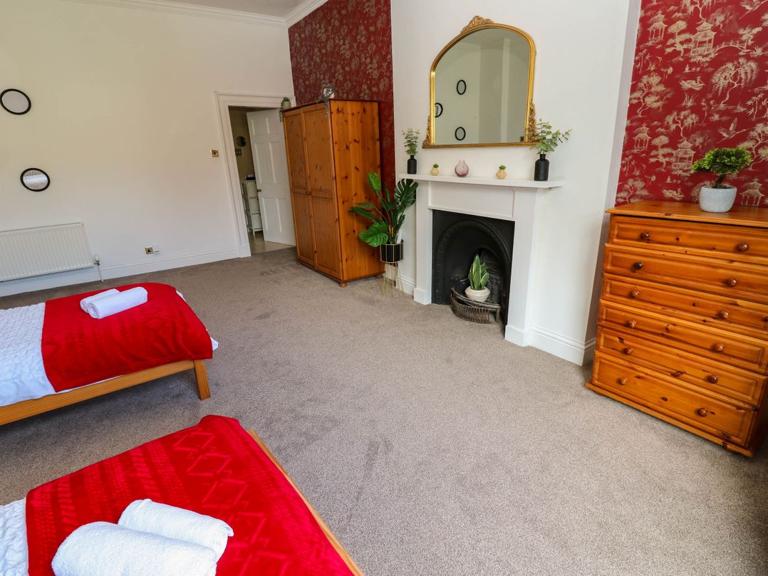 The Georgian Manor House