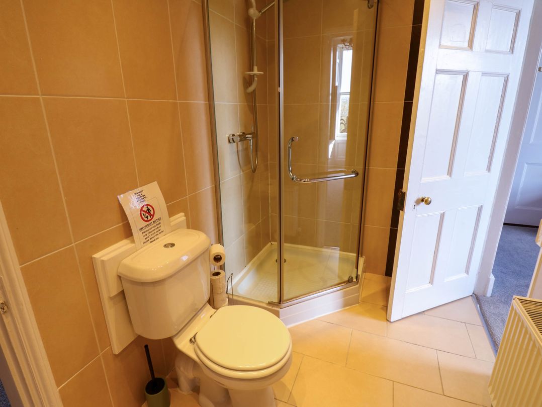 The Georgian Manor House