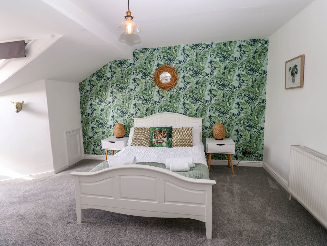 The Georgian Manor House