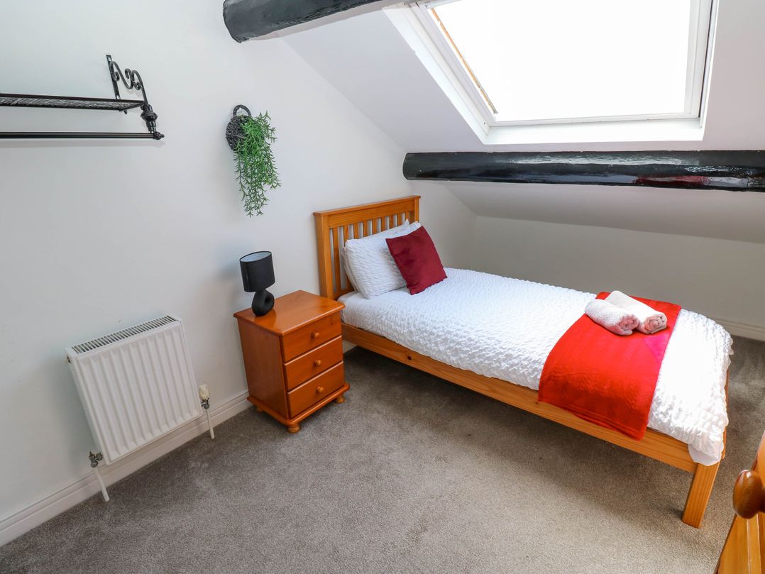 The Georgian Manor House