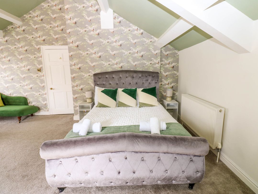 The Georgian Manor House