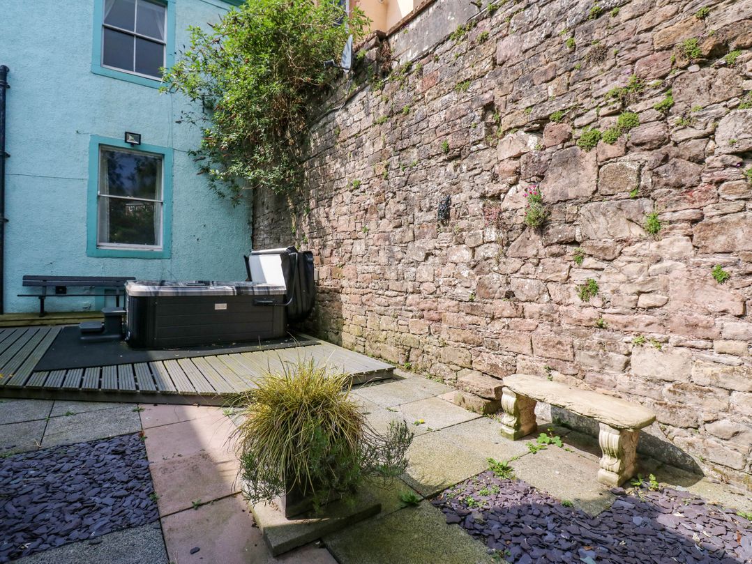 The Georgian Manor House