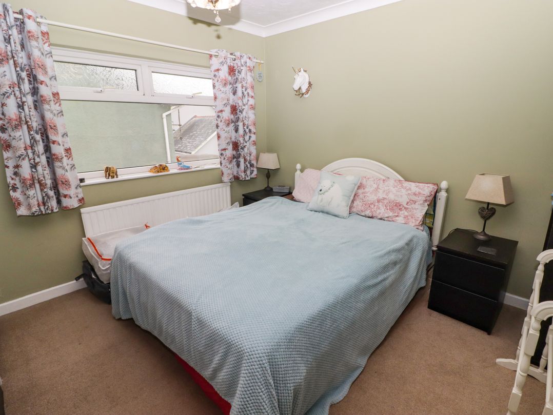 44 Honeyborough Road