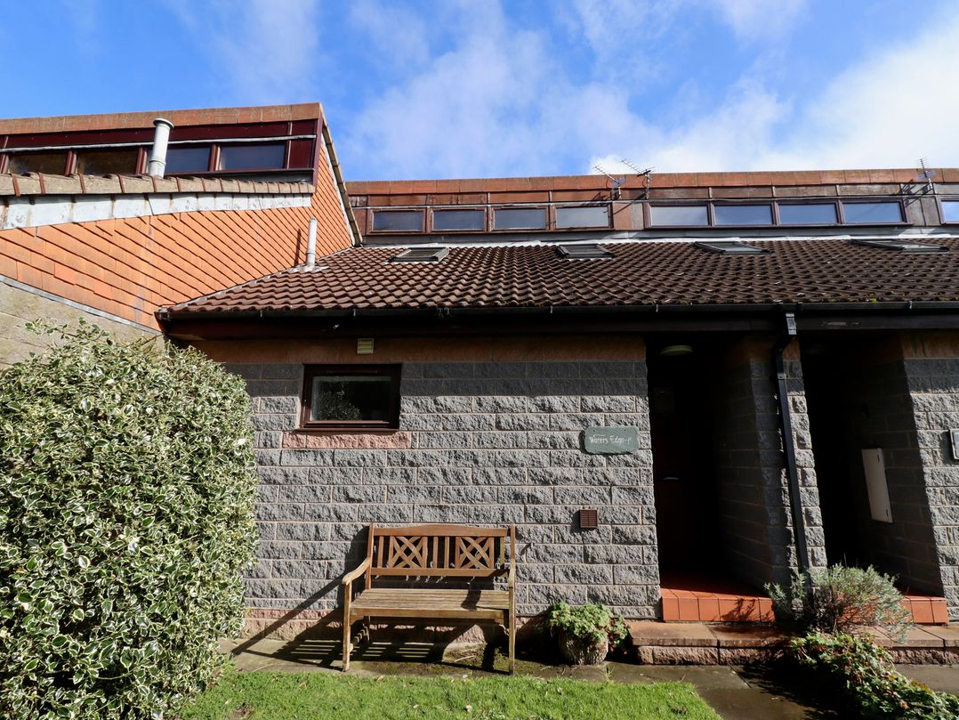 Waters Edge, Embleton - Sleeps 4 guests