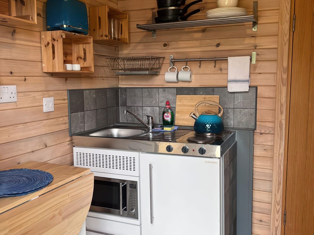 Lakeside Pods - pet free