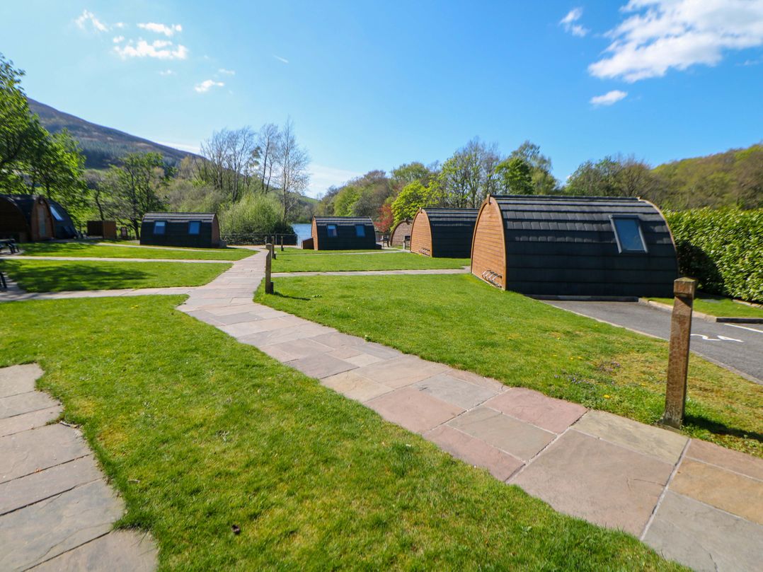 Dovestone Luxury Lodges (sleeps 4)- pet free