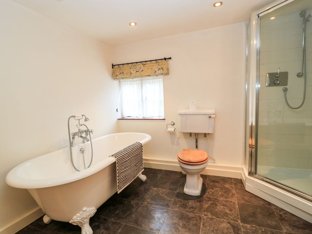 3 Malthouse Cottages