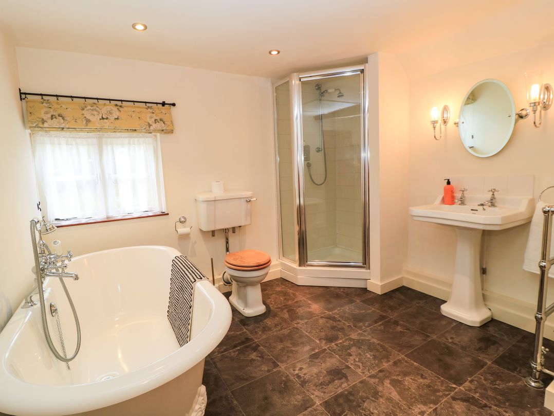 3 Malthouse Cottages