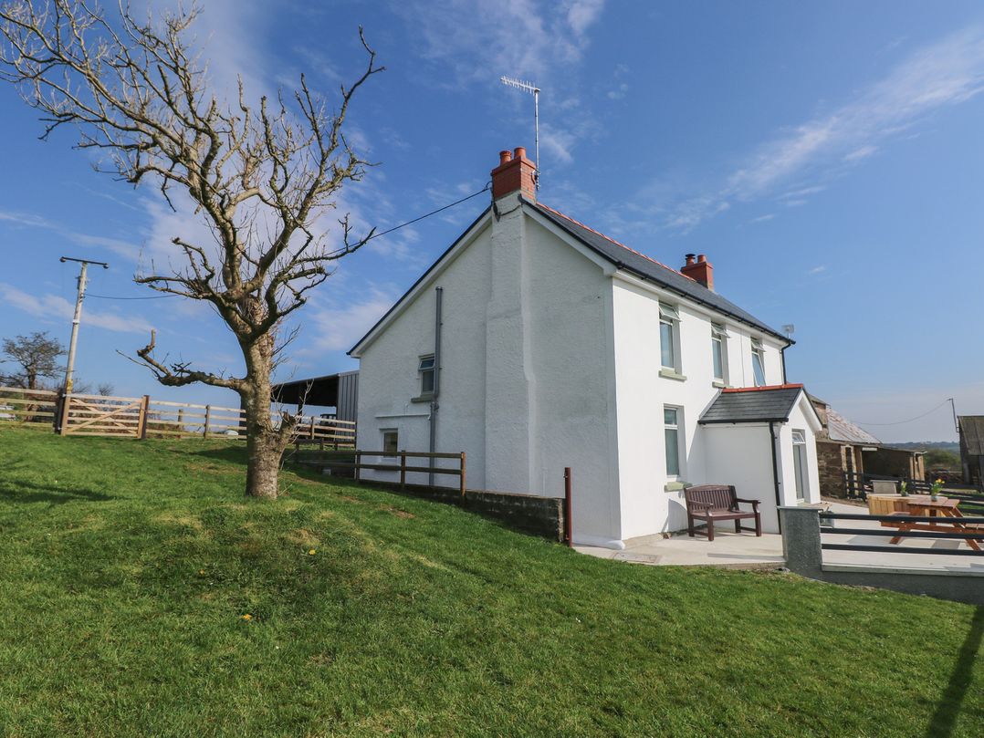Llanwern Farm