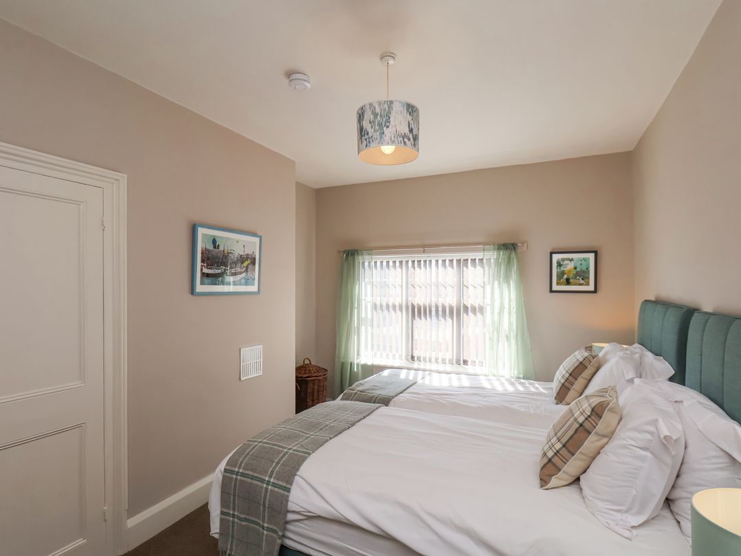 43 Springvale