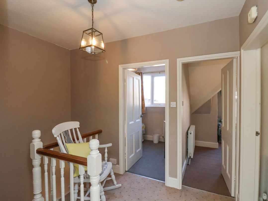 43 Springvale