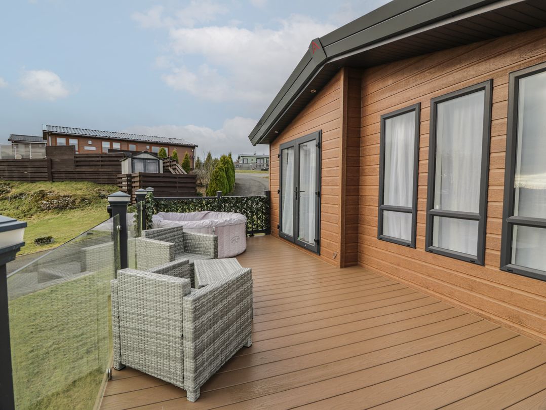 Debonair Lodge