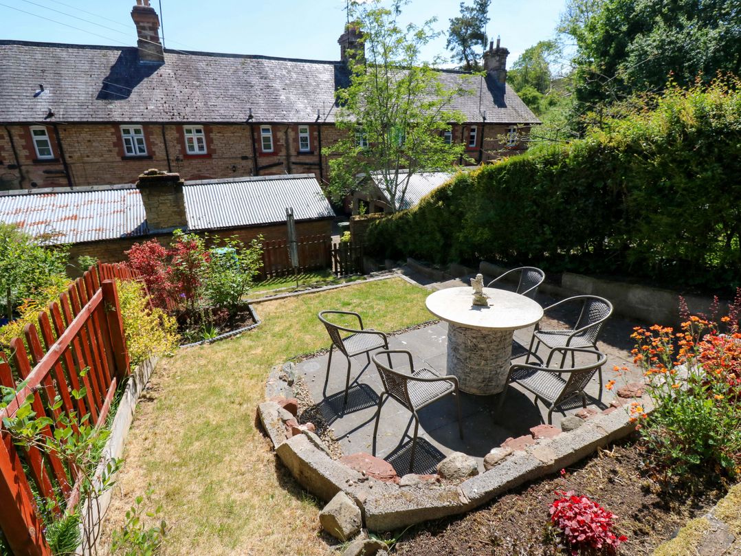 3 Railway Cottages