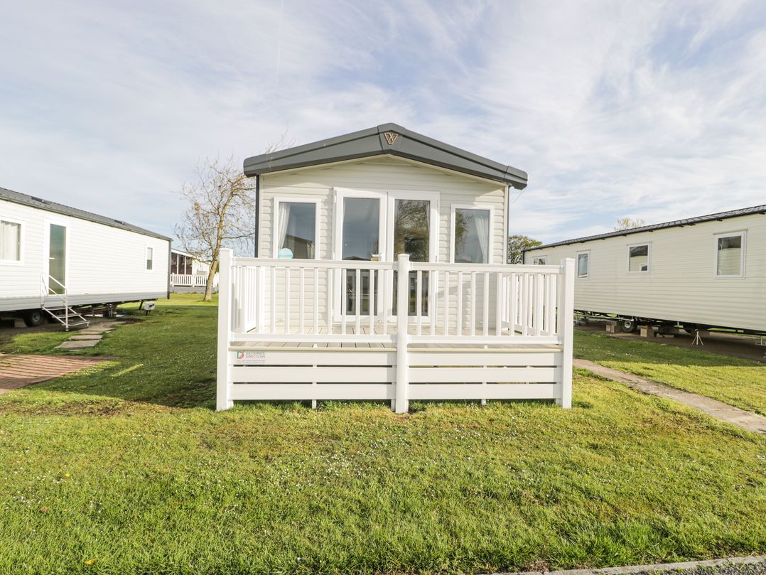 Manor House Gold 2 Bedroom (05F)